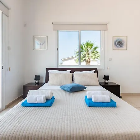 فيلة Alysia By Ezoria *