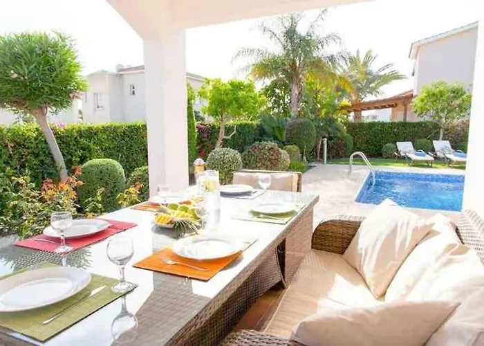 Villa Alysia By Ezoria