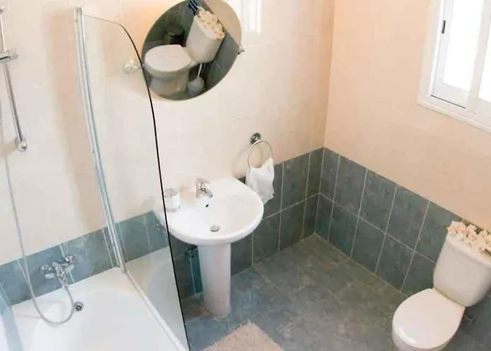 Alysia By Ezoria Villa