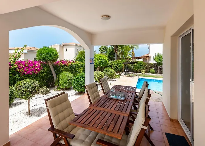 Villa Alysia By Ezoria